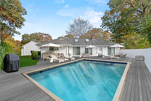 150 Sea Farm Ln Photo 1