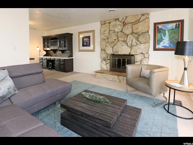 1st image of 2021 E Yuma View Dr
