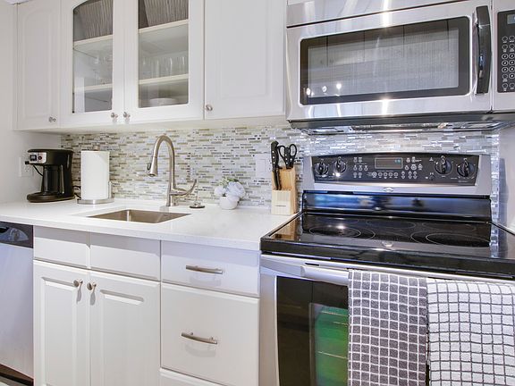 4th image of 755 Dotterel Rd APT 1101