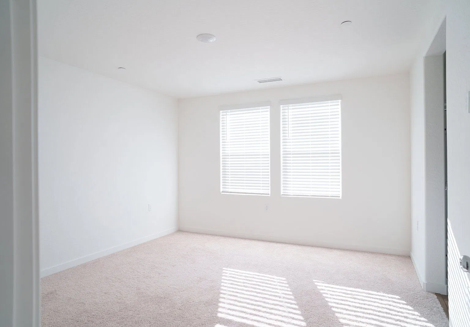 3 bed, 2.0 bath, $2,800 — Photo 1