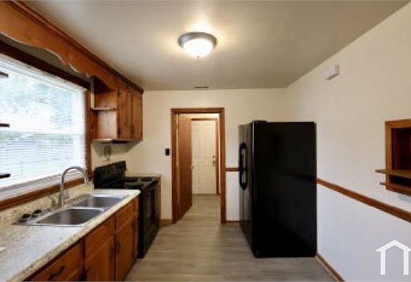 5th image of 1707 Kingswood St