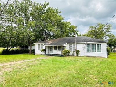 412 Poth St, Yoakum, TX, 77995