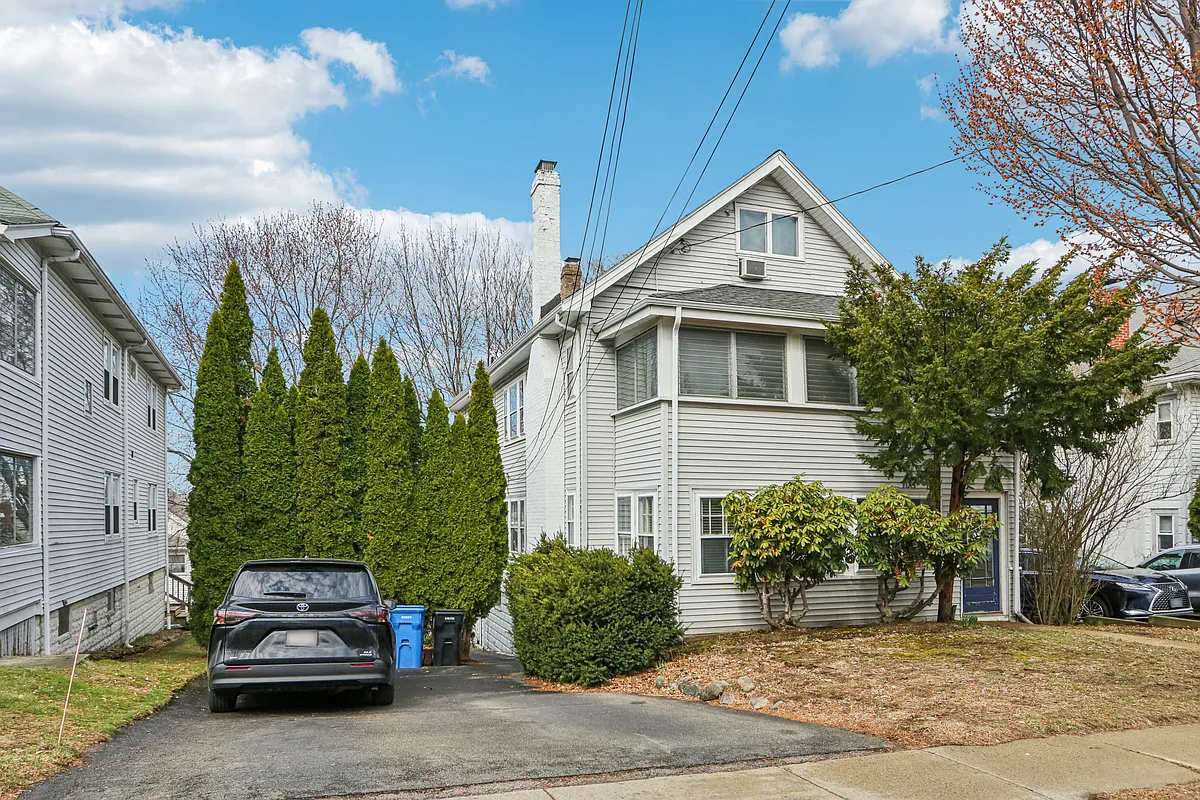 Building Photo - 48 Gilbert Rd #48