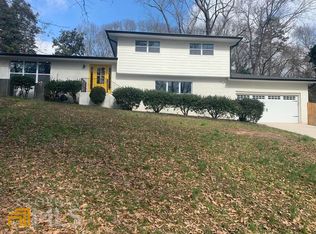 3102 Edgewater Dr, Gainesville, GA 30501