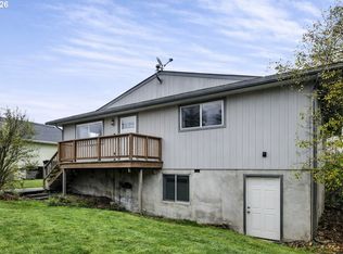 234 N 6th St, Saint Helens, OR 97051