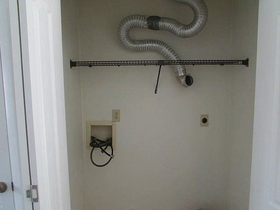 5th image of 5203 Waller Ct