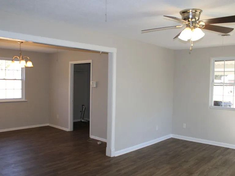 3517 Byron Pl — Photo 7