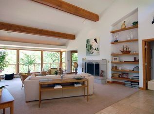 77 Bluff Rd, Trout Valley, IL 60013