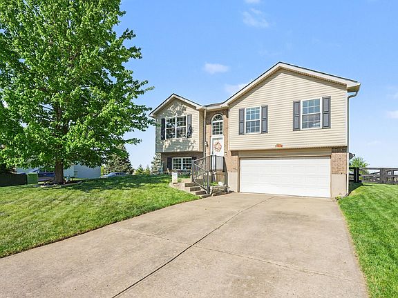 3rd image of 2756 Berwood Ln