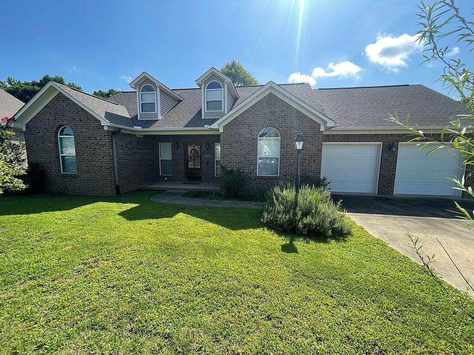 1st image of 136 Breckenridge Dr