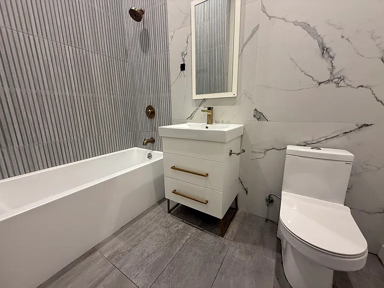 116 Seigel St #2 — Photo 10