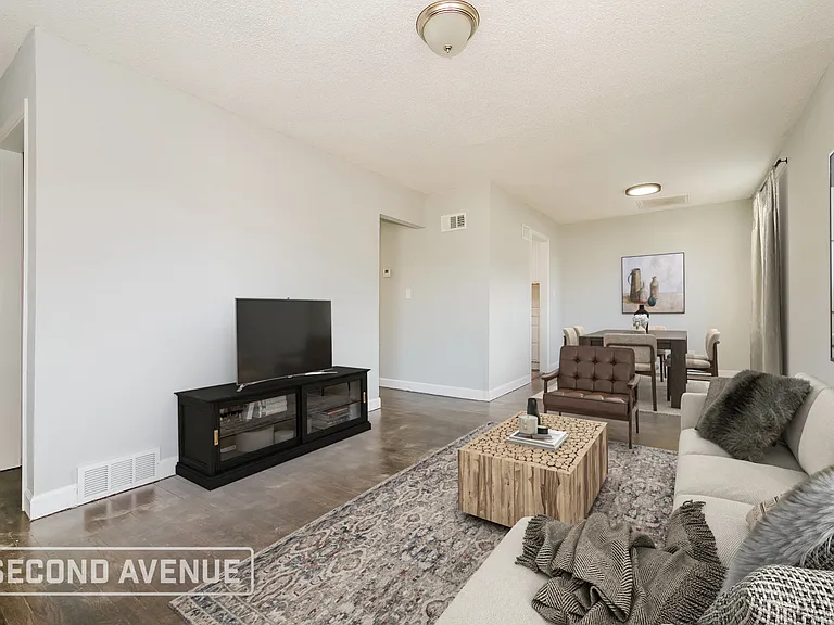 3547 Jackson Ave — Photo 5