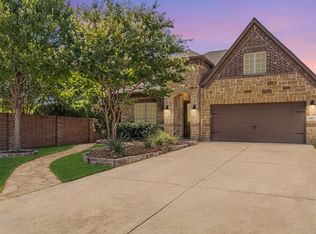 401 Middleton Dr, Roanoke, TX 76262