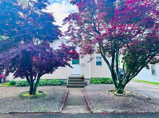 11 Dakota St, Providence, RI 02904