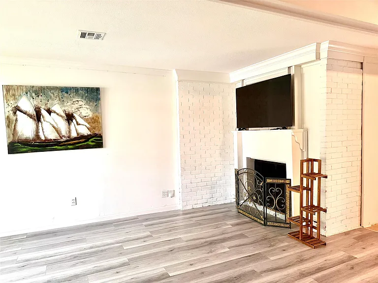 4128 Bissonnet St — Photo 4