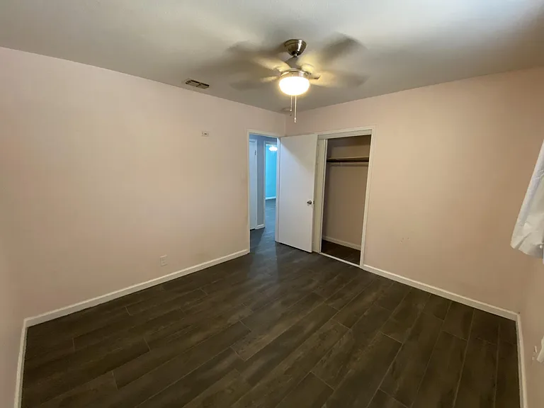 4318 Temple Hl — Photo 15