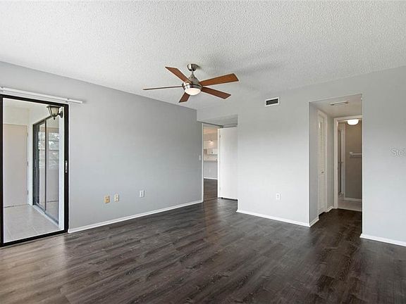 5th image of 134 Lakeview Way Unit 134