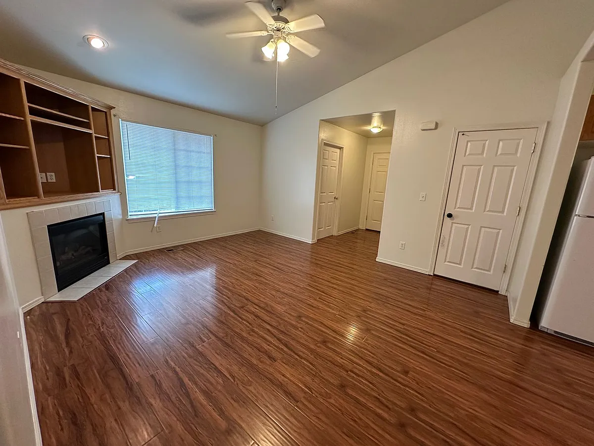 Building Photo - 1568 Otter Ct SW
