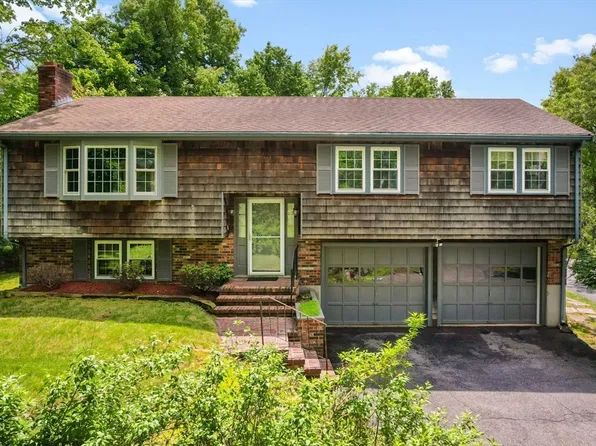 27 Woodland St, Natick, MA 01760