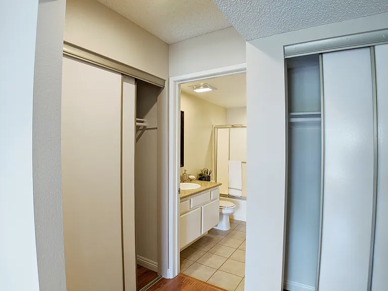 428 Hawthorne St — Photo 27