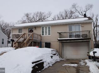 405 E 26th St S, Newton, IA 50208