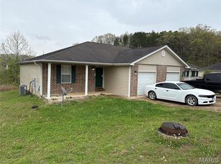 21074 Honest Ln #A & B, Saint Robert, MO 65584