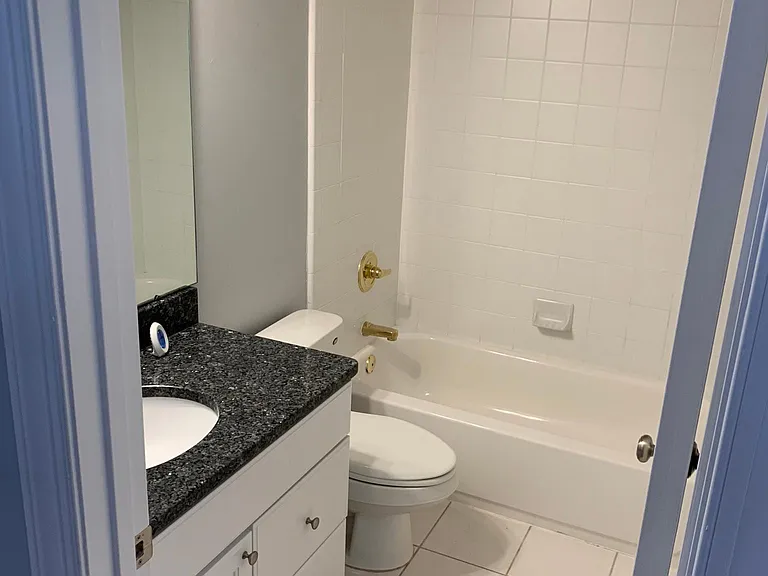 1804 Saluda Ct — Photo 23