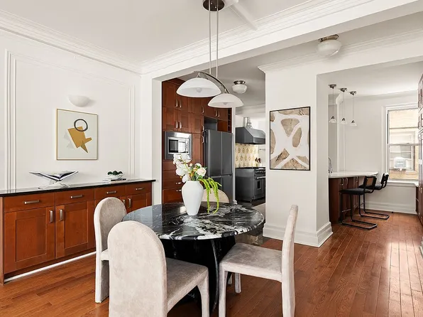 370 Riverside Dr APT 4C, New York, NY 10025