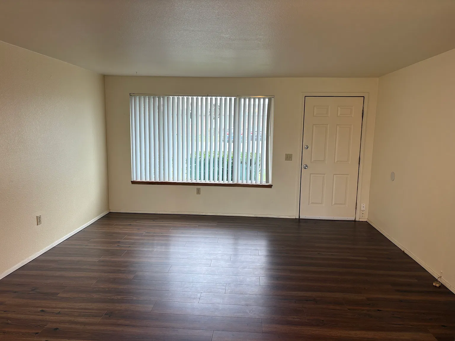 2 bed, $1,995 — Photo 2