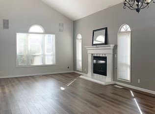 6201 Academy Ridge Dr NE, Albuquerque, NM 87111