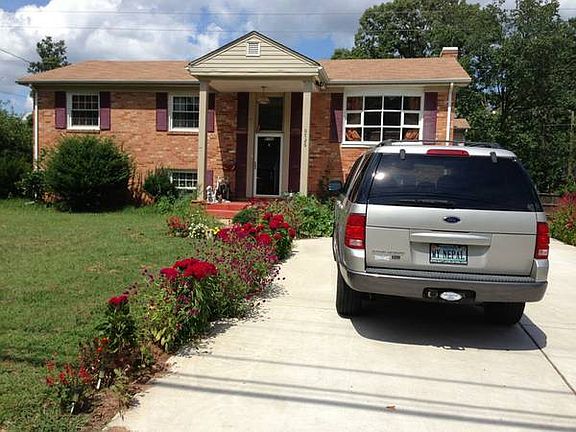2nd image of 9726 Loudoun Ave