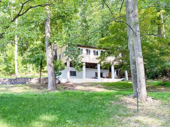 68 Audie Ln, Harpers Ferry, WV 25425