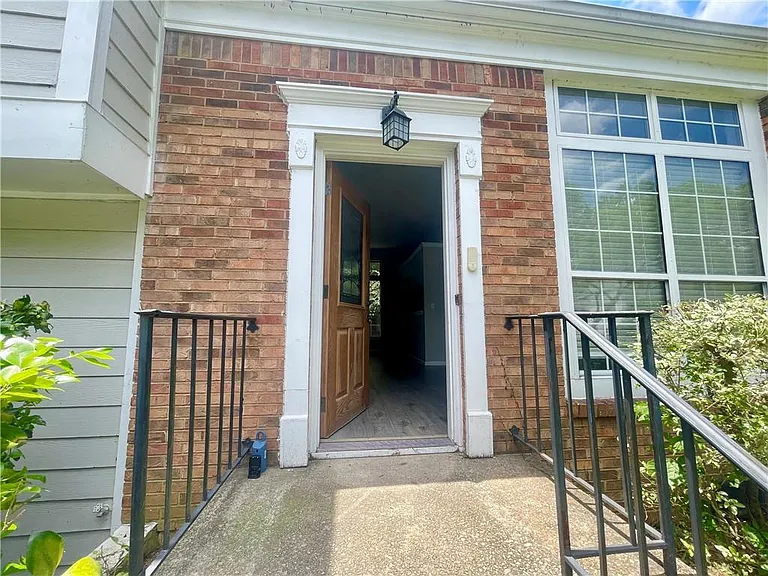 10680 Mortons Xing — Photo 3
