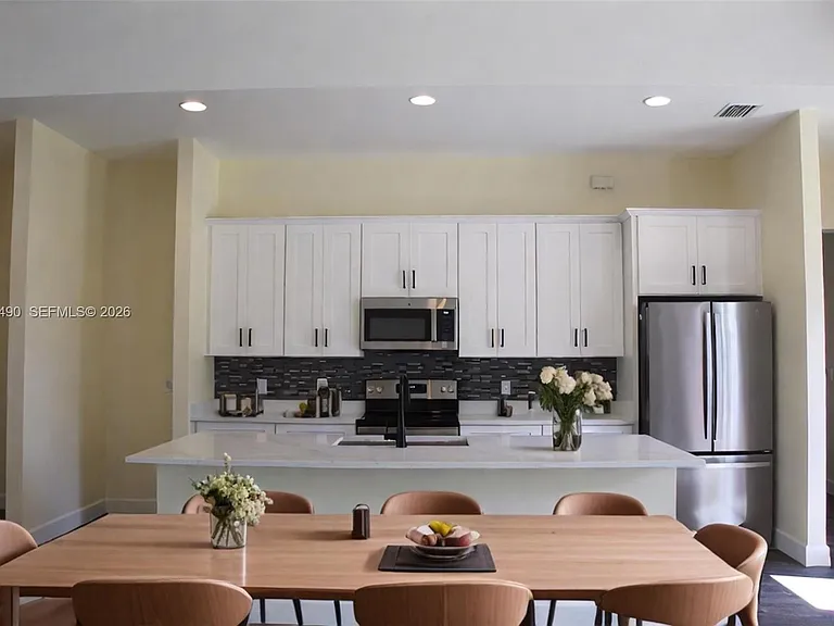 738 Harriet Ave SW — Photo 11