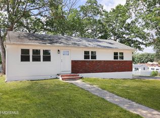 400 Surf Ave, Beachwood, NJ 08722