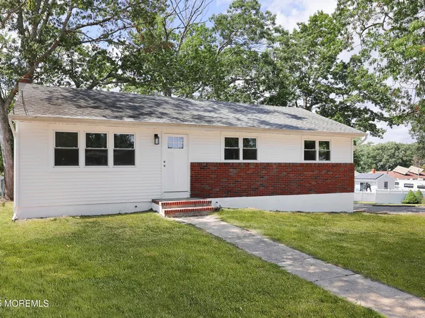 400 Surf Avenue, Beachwood, NJ 08722