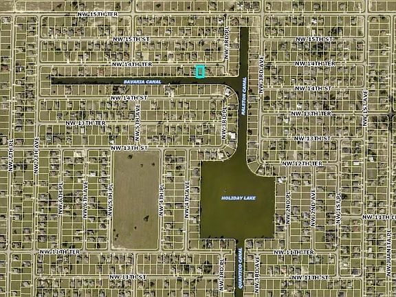 3rd image of 324 NW 14th Ter