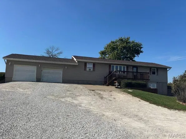 2310 Highway D, Philadelphia, MO 63463
