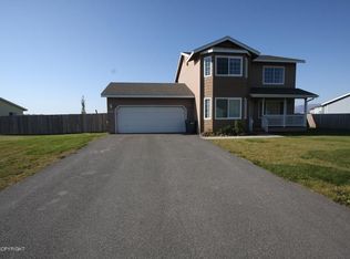 658 N Angus Loop, Palmer, AK 99645