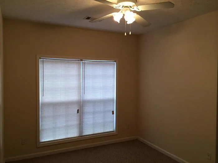 2 bed, 2.0 bath, $895 — Photo 4
