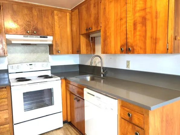 1695 NW Division St #6, Corvallis, OR 97330