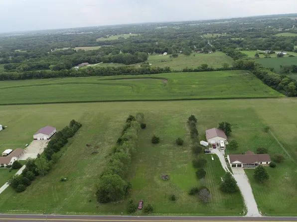 4820 SE Paulen Rd, Berryton, KS 66409