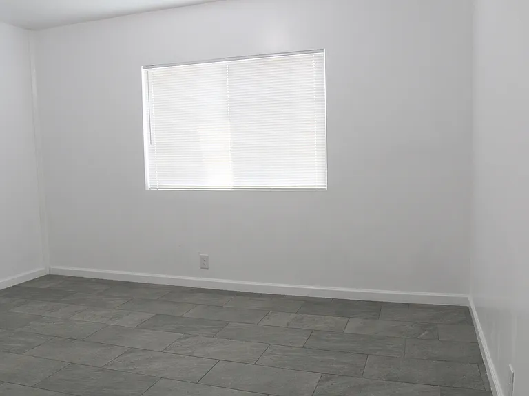 10782 Palma Vista Ave #5 — Photo 7