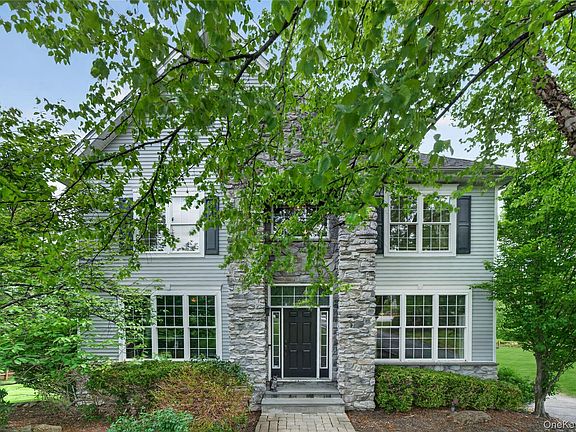 2nd image of 3 Braemar Way