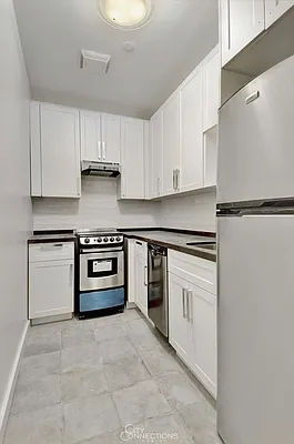 Rented by City Connections Realty | media 29