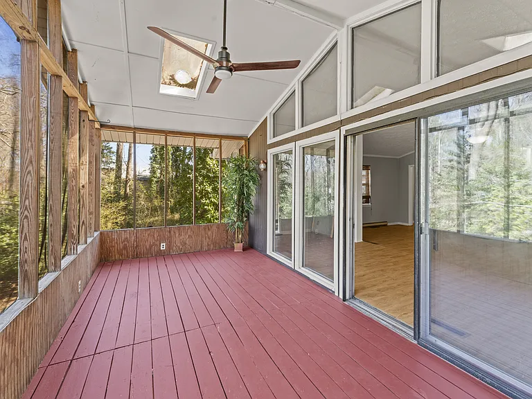 4421 Jacobs Dr — Photo 10
