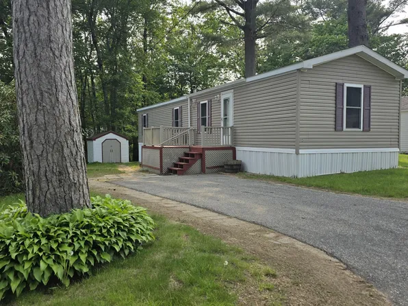 13 Blue Hill Drive, Turner, ME 04282