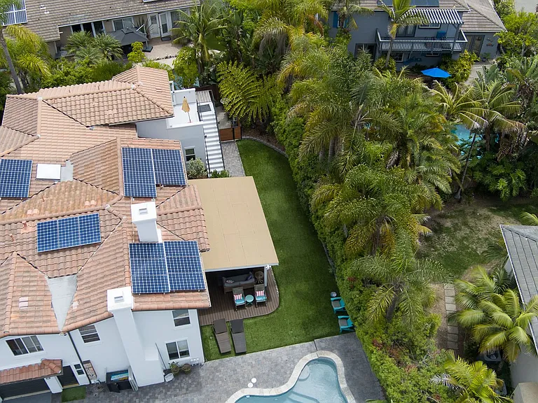 341 Calle De Adele — Photo 6