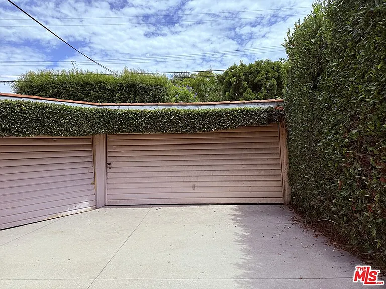 1032 S Crescent Heights Blvd — Photo 40