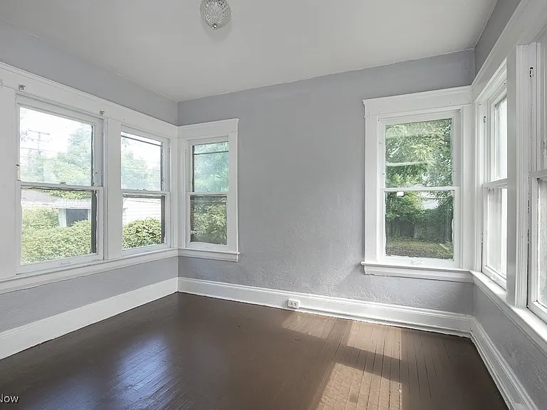 11515 Hopkins Ave #1 — Photo 5